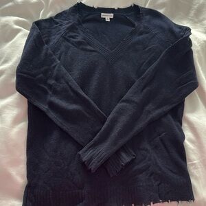 7 Gauge Cashmere Frayed Edge Cropped V - Minnie Rose